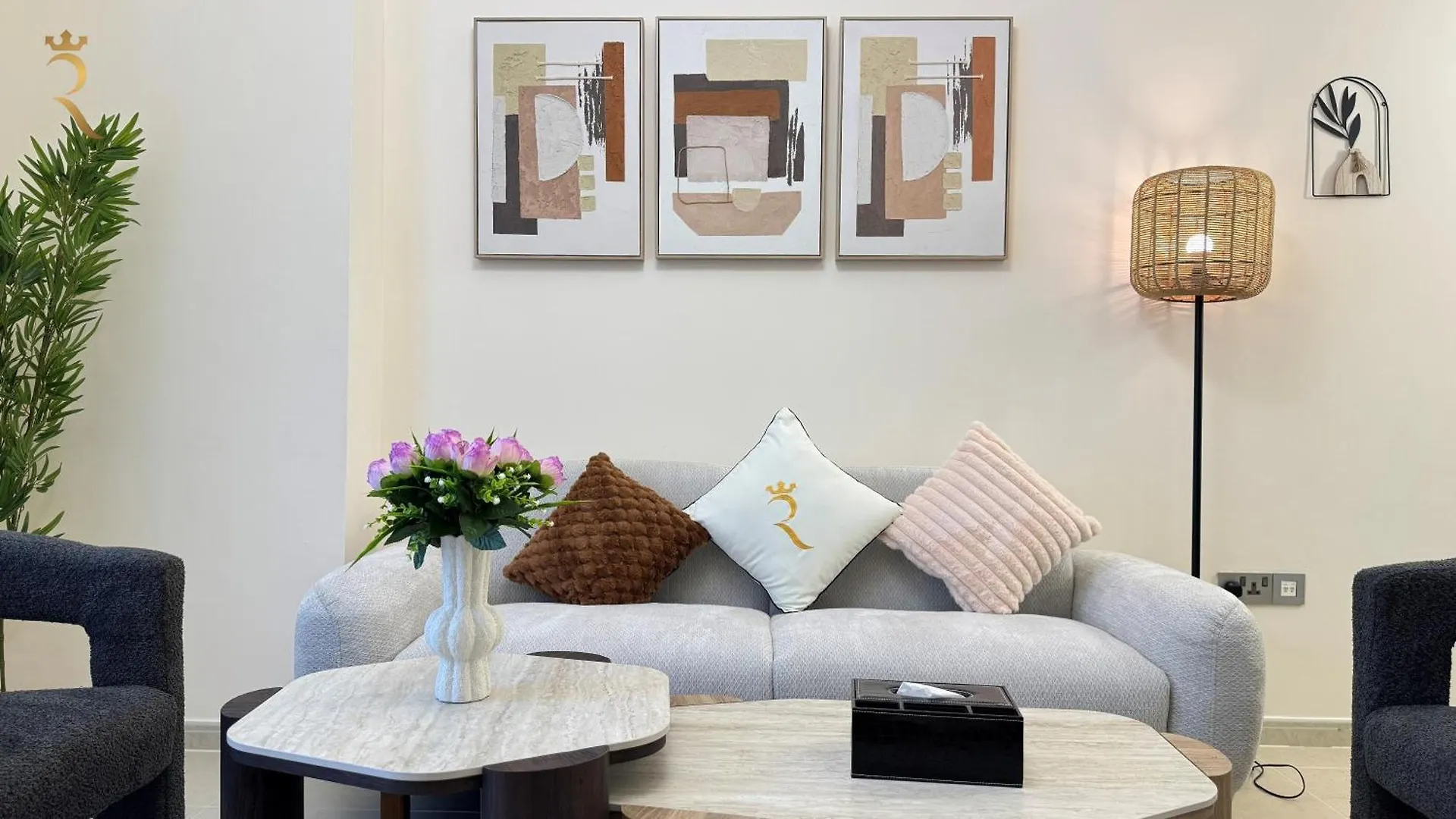 Relaxing 1Br Haven Pool Gym And Smart Tv